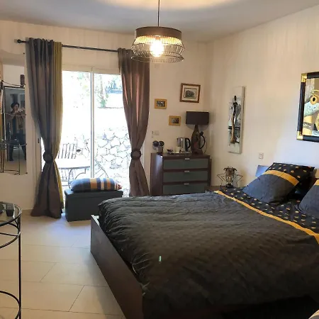 Le Clos De St Esprit 2* Draguignan